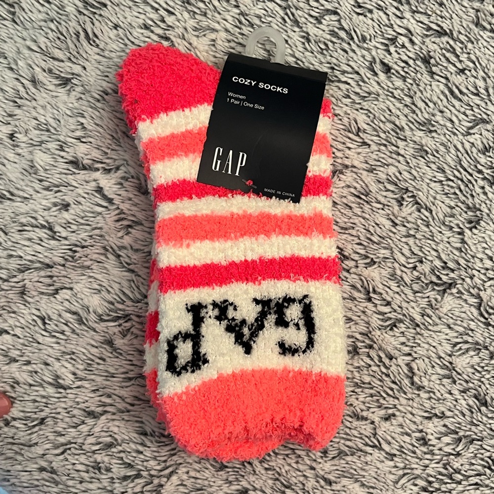 GAP cozy socks NWT